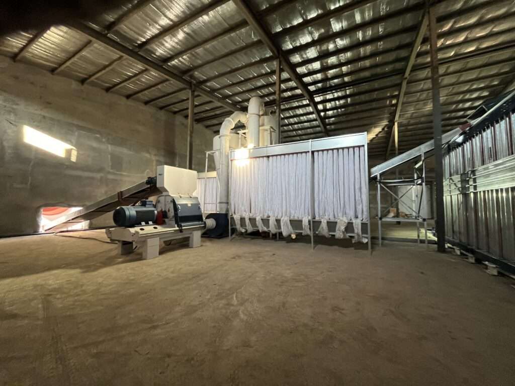 宇龍高效粉碎機(jī)